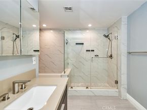 2939 Leeward Avenue #512, Los Angeles CA 90005