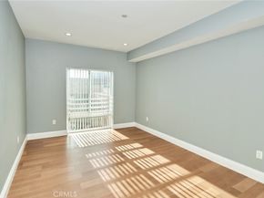 2939 Leeward Avenue #512, Los Angeles CA 90005