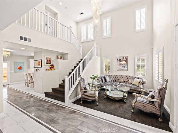 125 E Saint Andrews, Ontario CA 91761