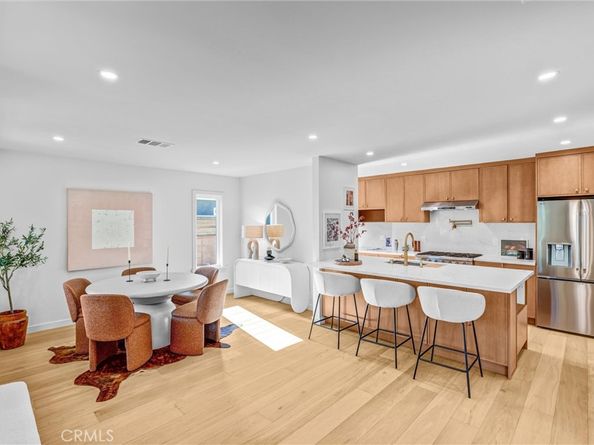 3811 S Norton, Los Angeles CA 90008