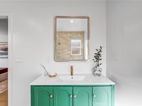 3811 S Norton, Los Angeles CA 90008