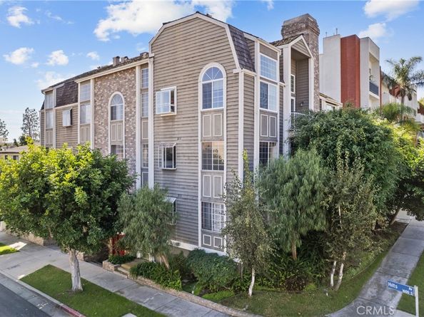 1601 Hilts Avenue 3, Los Angeles CA 90024