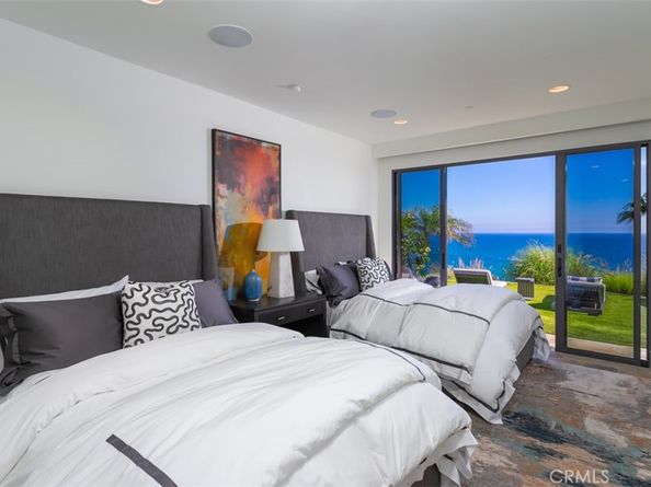 26 S La Senda Drive, Laguna Beach CA 92651