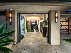 26 S La Senda Drive, Laguna Beach CA 92651