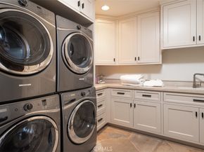 26 S La Senda Drive, Laguna Beach CA 92651