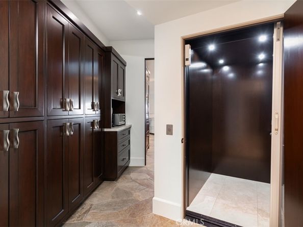 26 S La Senda Drive, Laguna Beach CA 92651