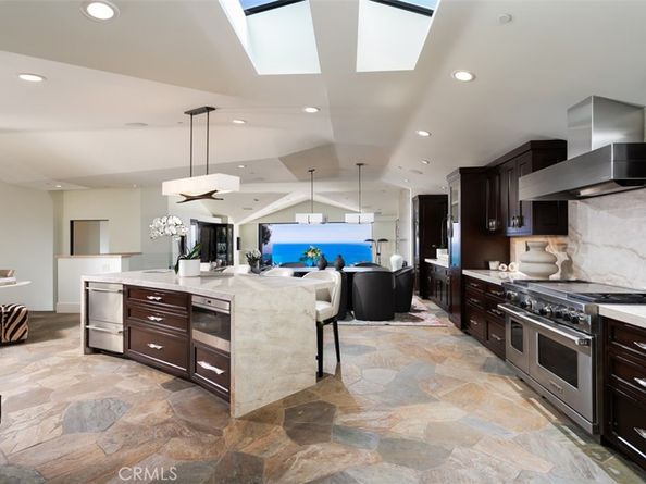 26 S La Senda Drive, Laguna Beach CA 92651