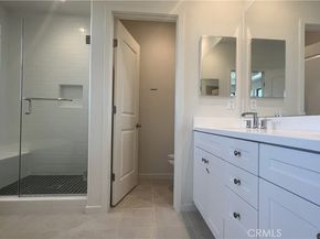 110 Sunnyside, Irvine CA 92618