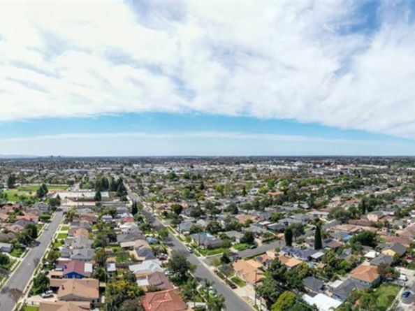 2005 W 11th Street, Santa Ana CA 92703