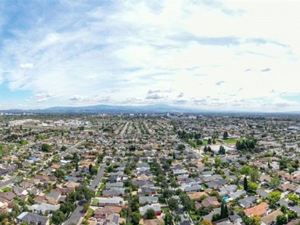 2005 W 11th Street, Santa Ana CA 92703