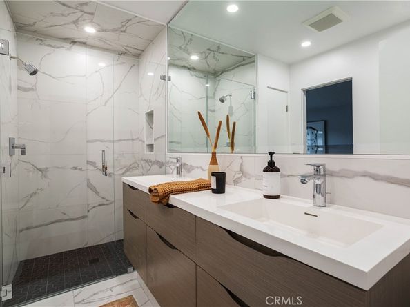 1001 Nottingham Road, Newport Beach CA 92660