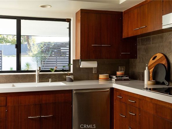 1001 Nottingham Road, Newport Beach CA 92660