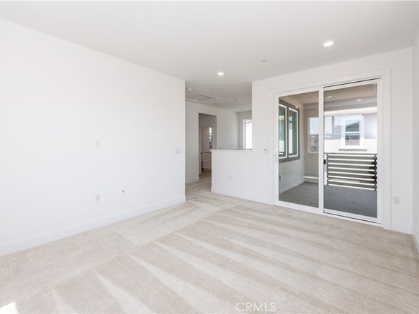 363 Proctor, Irvine CA 92618