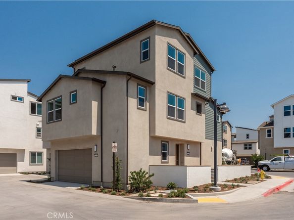 363 Proctor, Irvine CA 92618