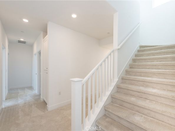 363 Proctor, Irvine CA 92618