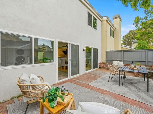 19701 Seacliff Lane, Huntington Beach CA 92648