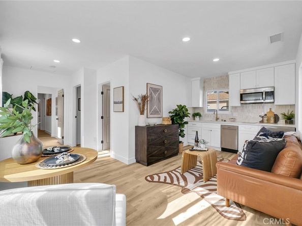 3274 Eucalyptus Avenue, Long Beach CA 90806