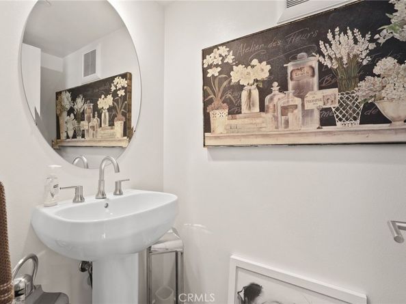 41 Fuchsia, Lake Forest CA 92630