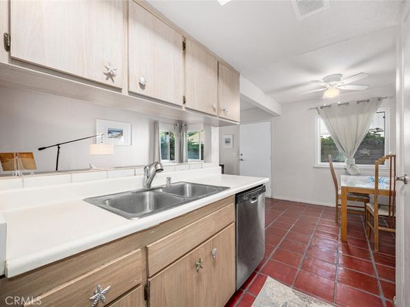 16393 Del Oro 123, Huntington Beach CA 92649