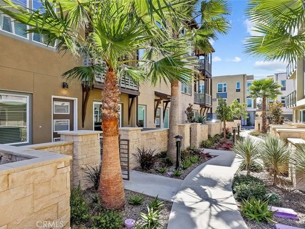 985 Doheny Way, Dana Point CA 92629