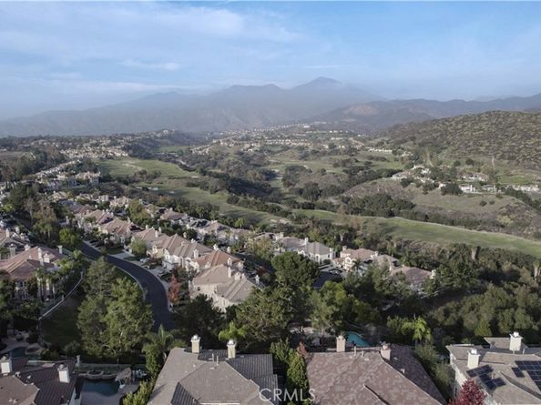 15 Mountain Laurel, Trabuco Canyon CA 92679
