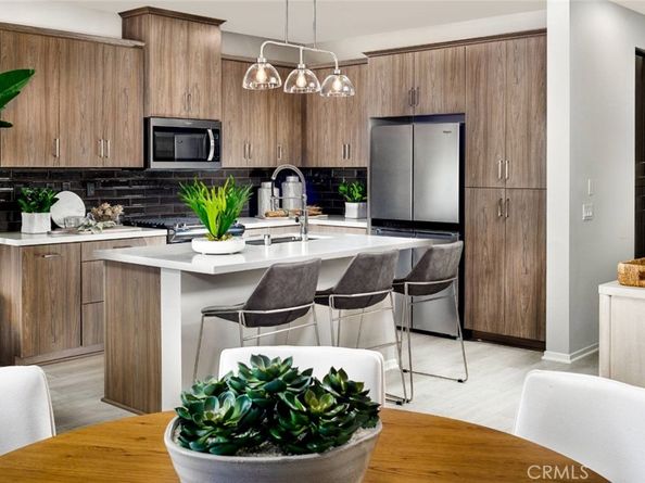 4152 S S. Limecrest Paseo 24, Ontario CA 91761