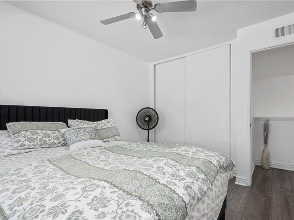 26 Helena 69, Irvine CA 92604
