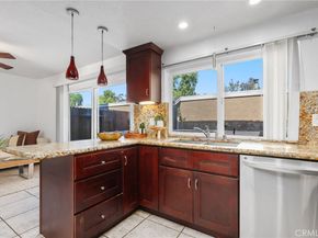 26 Helena 69, Irvine CA 92604