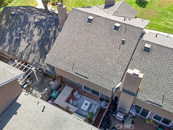 26 Helena 69, Irvine CA 92604