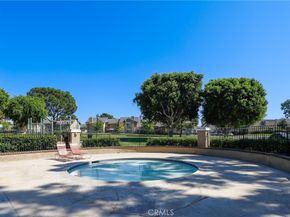 26 Helena 69, Irvine CA 92604