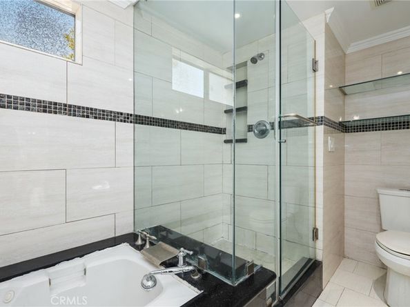 26 Helena 69, Irvine CA 92604