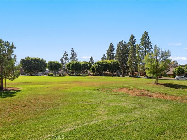 26 Helena 69, Irvine CA 92604
