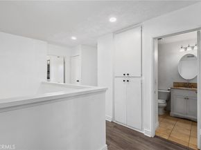 26 Helena 69, Irvine CA 92604
