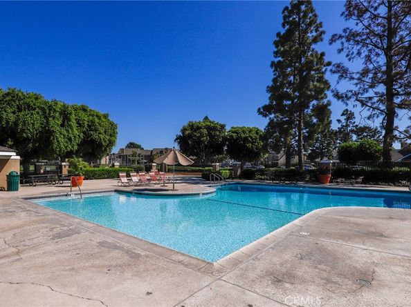 26 Helena 69, Irvine CA 92604