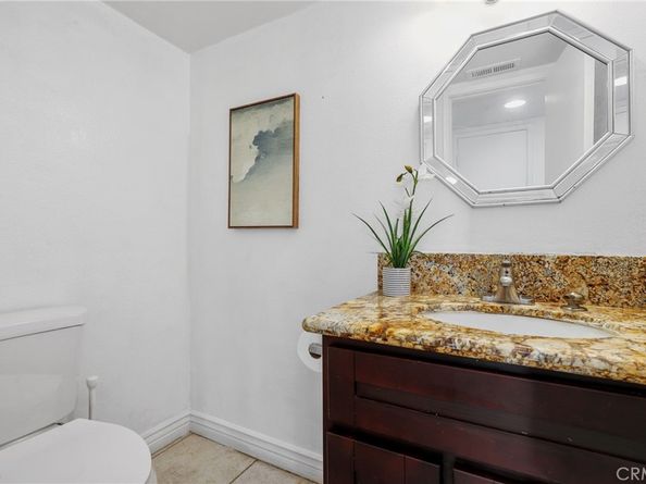 26 Helena 69, Irvine CA 92604
