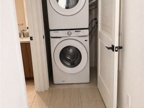 16289 Dawn way #208, Tustin CA 92782