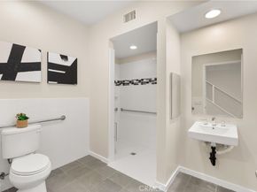 617 W 17th, Costa Mesa CA 92627