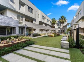 617 W 17th, Costa Mesa CA 92627