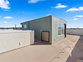 617 W 17th, Costa Mesa CA 92627