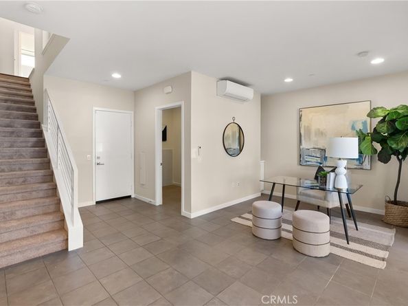 617 W 17th, Costa Mesa CA 92627