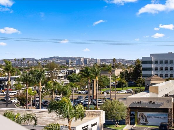 617 W 17th, Costa Mesa CA 92627