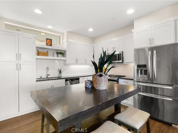 617 W 17th, Costa Mesa CA 92627