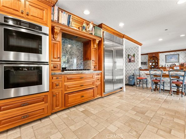 21642 Montbury, Lake Forest CA 92630