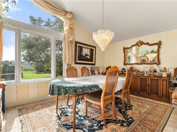 21642 Montbury, Lake Forest CA 92630