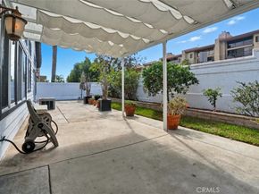 2071 Crescent, Signal Hill CA 90755