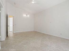 2071 Crescent, Signal Hill CA 90755