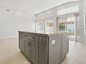 2071 Crescent, Signal Hill CA 90755