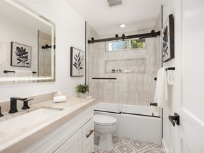 27641 Ruisenor, Mission Viejo CA 92692