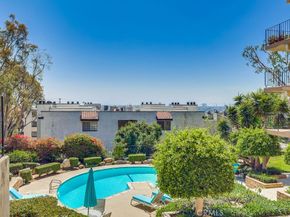 2722 E 20th Street 104, Signal Hill CA 90755