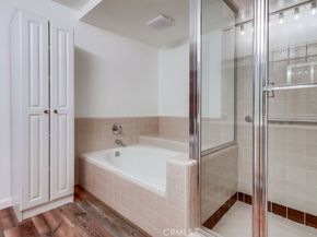 2722 E 20th Street 104, Signal Hill CA 90755
